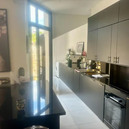 2 Dans Maison De Caractere, 3 Min Gare Et Tram Proche Centre *
